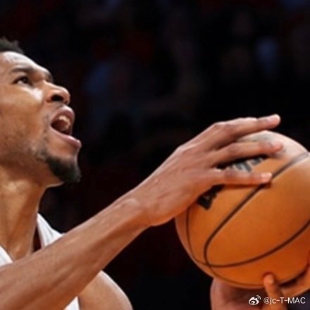 #明尼苏达森林狼[超话]##NBA# 爱德华兹客场强势砸场热火！火力全开，华子炸裂表现主宰这场焦点对决#爱德华兹[超话]# ​