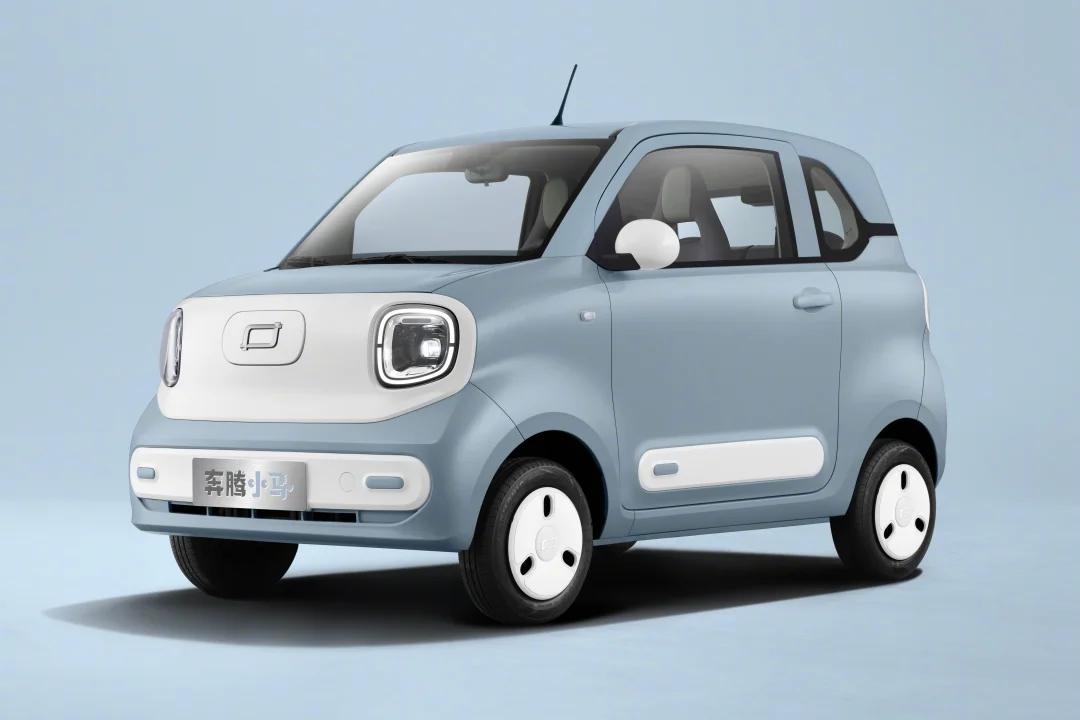 3.79万元 奔腾小马加推新车型“吉祥马”