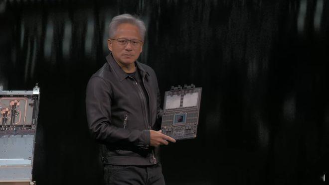 129 亿美元！英伟达拿下 Hugging Face，芯片之王开始抢开源 AI 的 "分发权"

    当地时间 8 月 26 日，据 The Information 报道，英伟达已同意以 129 亿美元（约合人民币 867 亿元）收购开源 AI 平台 Hugging Face，双方已达成协议。就在几小时前，英伟达刚交出 962 亿美元单季营收的财报。这是英伟达 ​