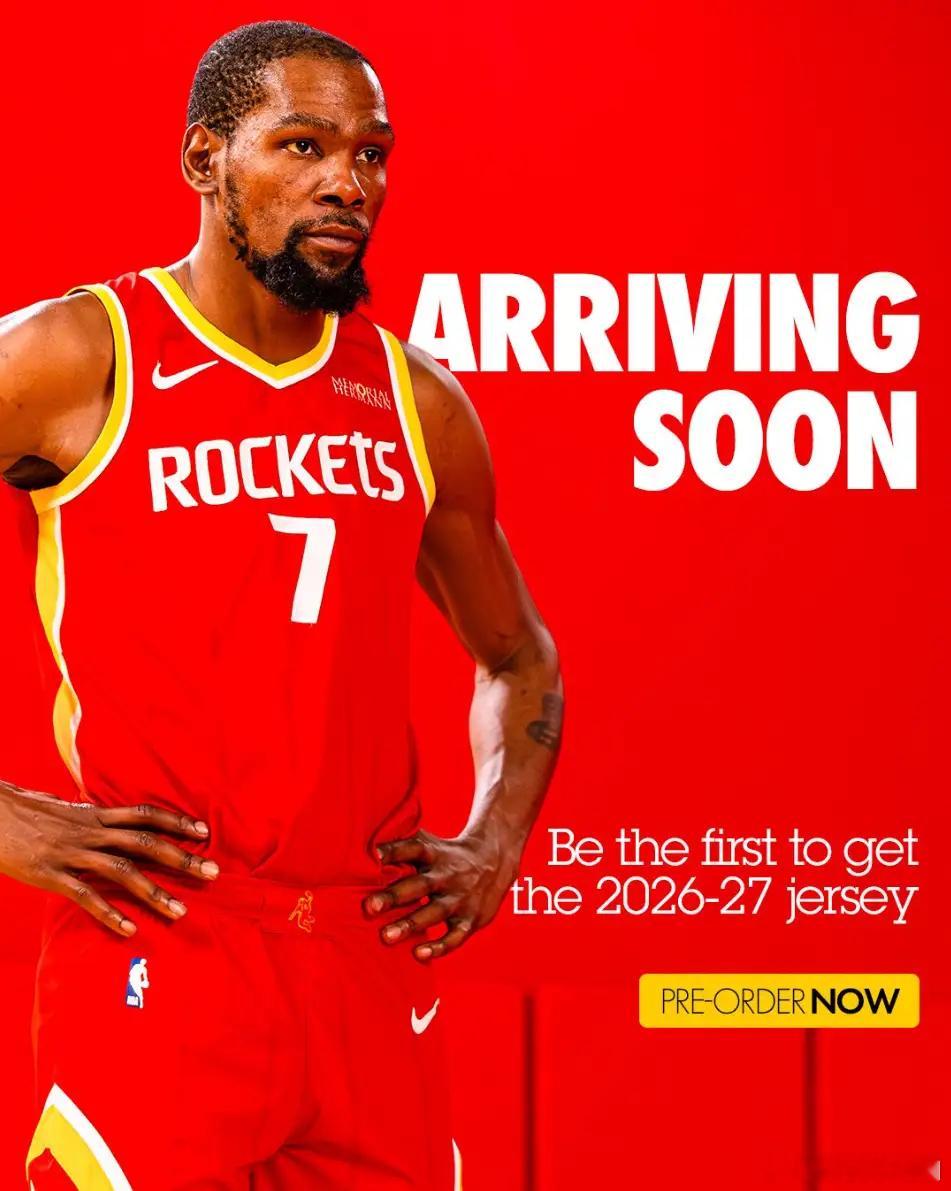 还需补强！美媒为火箭列三大引援目标，全部是优质空间型球员
 
新赛季火箭队阵容厚度大幅升级，范弗利特、亚当斯两大伤员顺利复出，补齐了首发控卫与替补中锋的关键轮换。再加上斯玛特、博格丹、桑顿新援加盟，球队整体硬实力显著提升。
 
要知道上赛季火箭在范弗利特、亚当斯提前赛季报销的情况下，依 ​