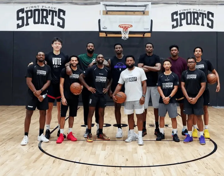 积极融入！训练师Chris Johnson更新ins，晒出部分NBA球...