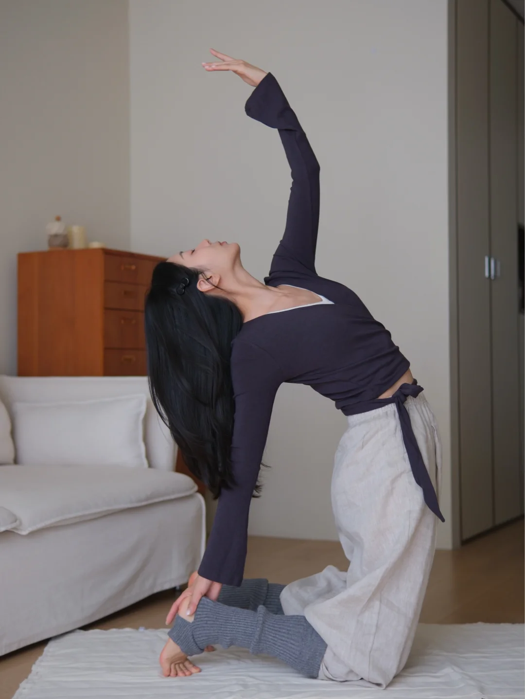 居家练习｜瑜伽是治愈生活的良药