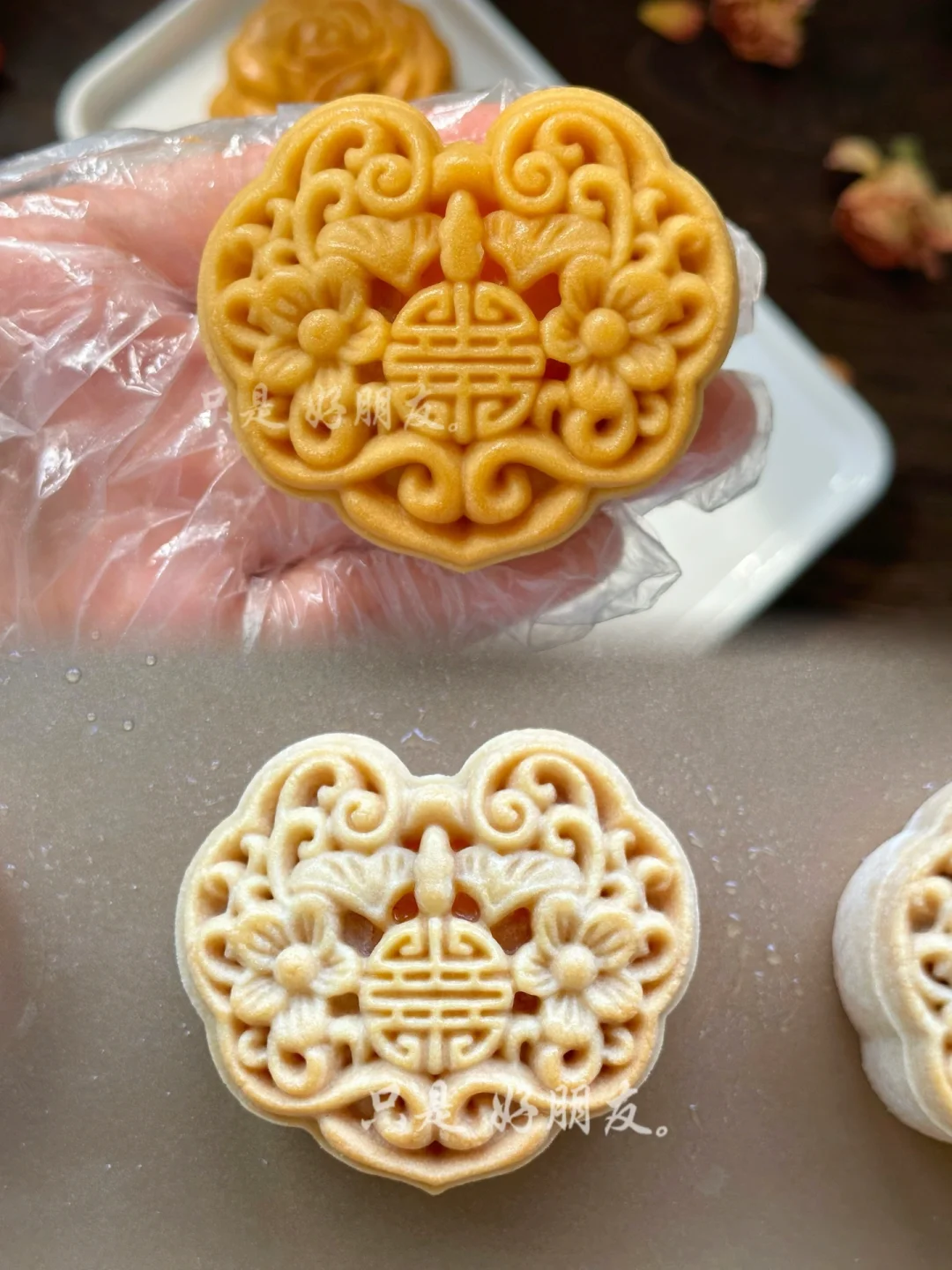 刚烤好的月饼🆚回油后的月饼！你更喜欢哪个？