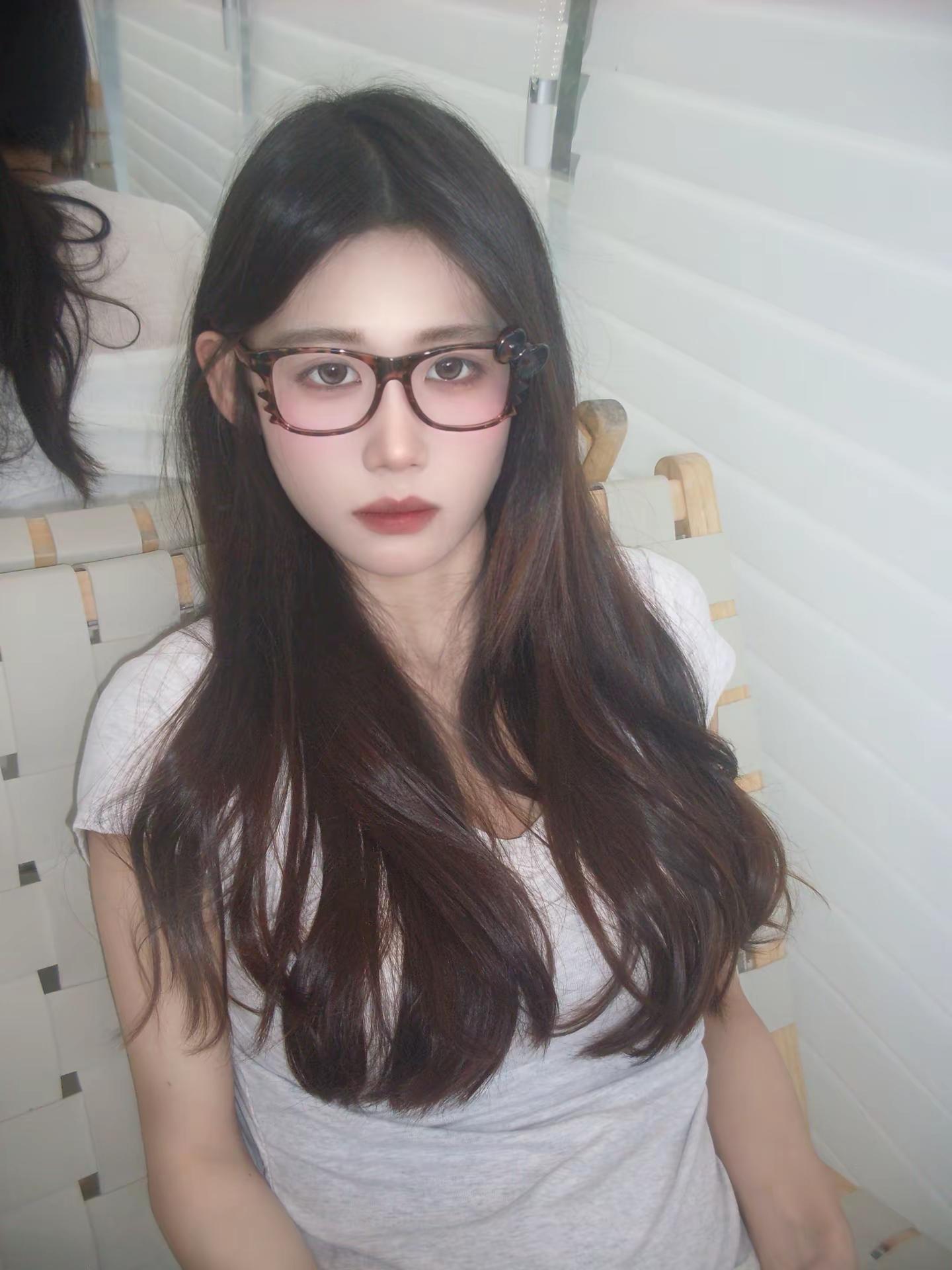 <p>学姐 <!--{img:0}--><!--{img:1}--><...