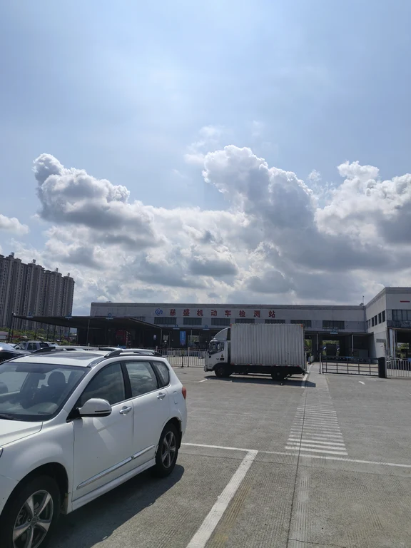零跑T03，20年车该上线年检了