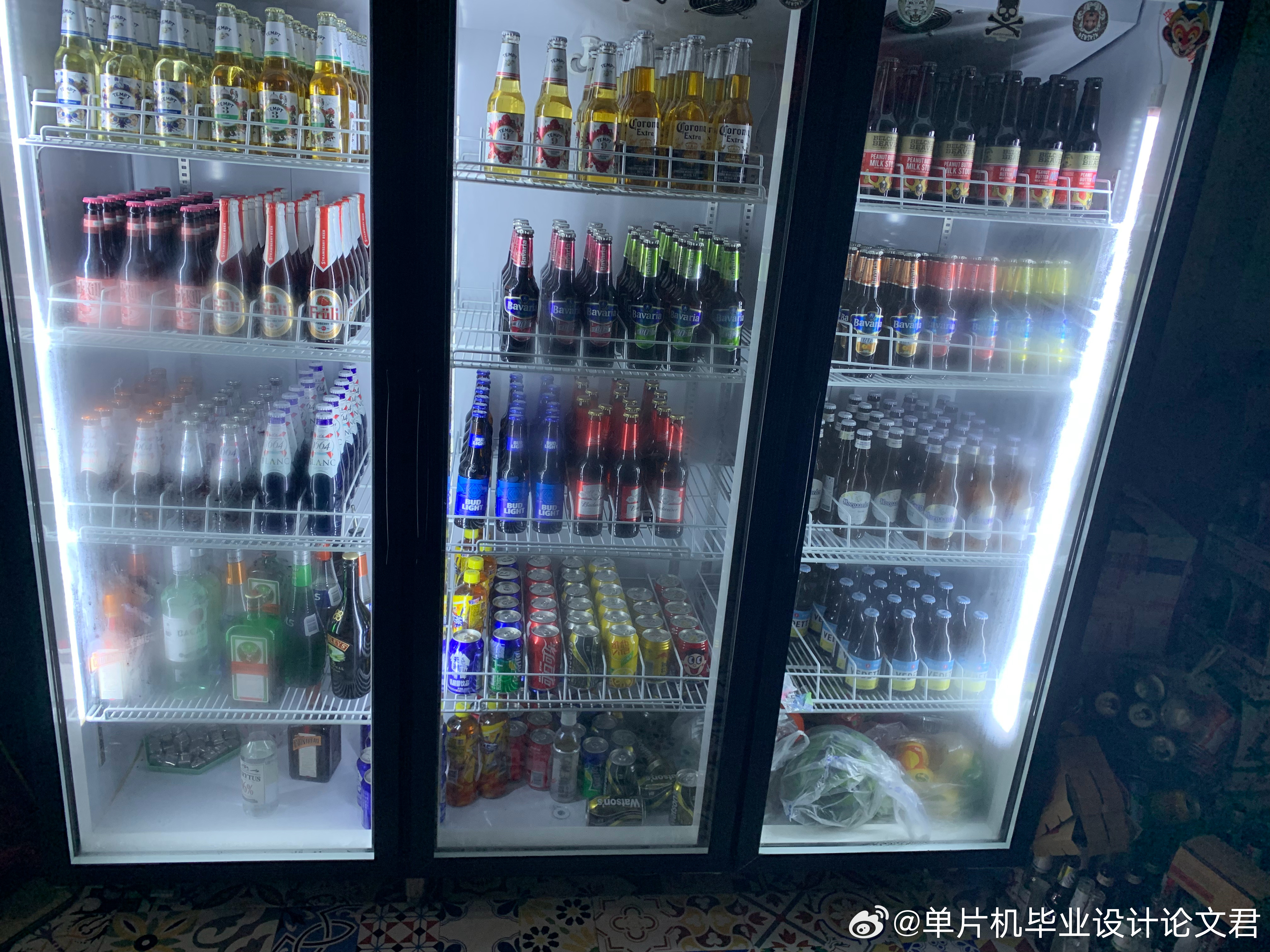 #学术道路的绊脚石[超话]#  护理专业毕业论文怎么选题？我来推荐几个！
ERAS（加速康复外科）理念在[某科室，如结直肠癌]患者
围手术期护理中的应用效果研究基于循证的多模式镇痛护理在[某病种，如全髋关节置换术后]
患者中的应用集束化护理策略预防ICU患者呼吸机相关性肺炎的效果观察
手术室细节护理 ​