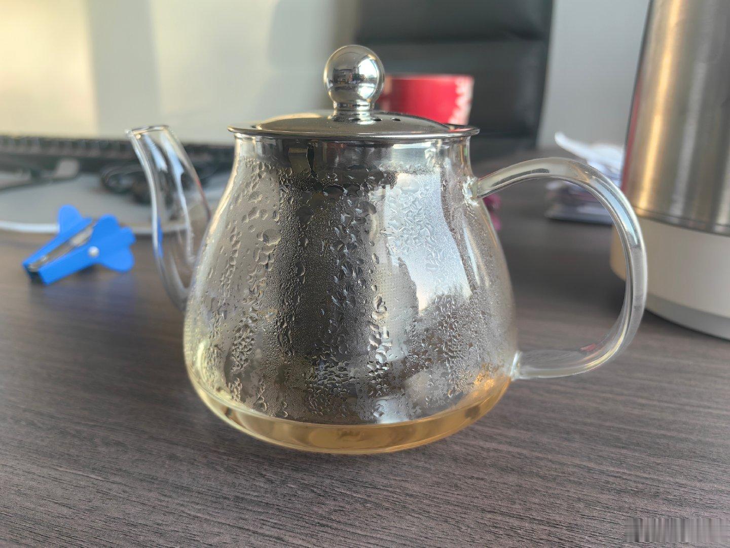 下午开庭回来

茶尚温…

#终于到周五# ​