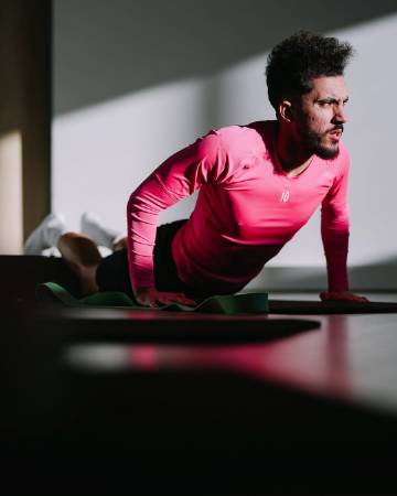 mc天天用谢尔基炸毛的图片逗我笑