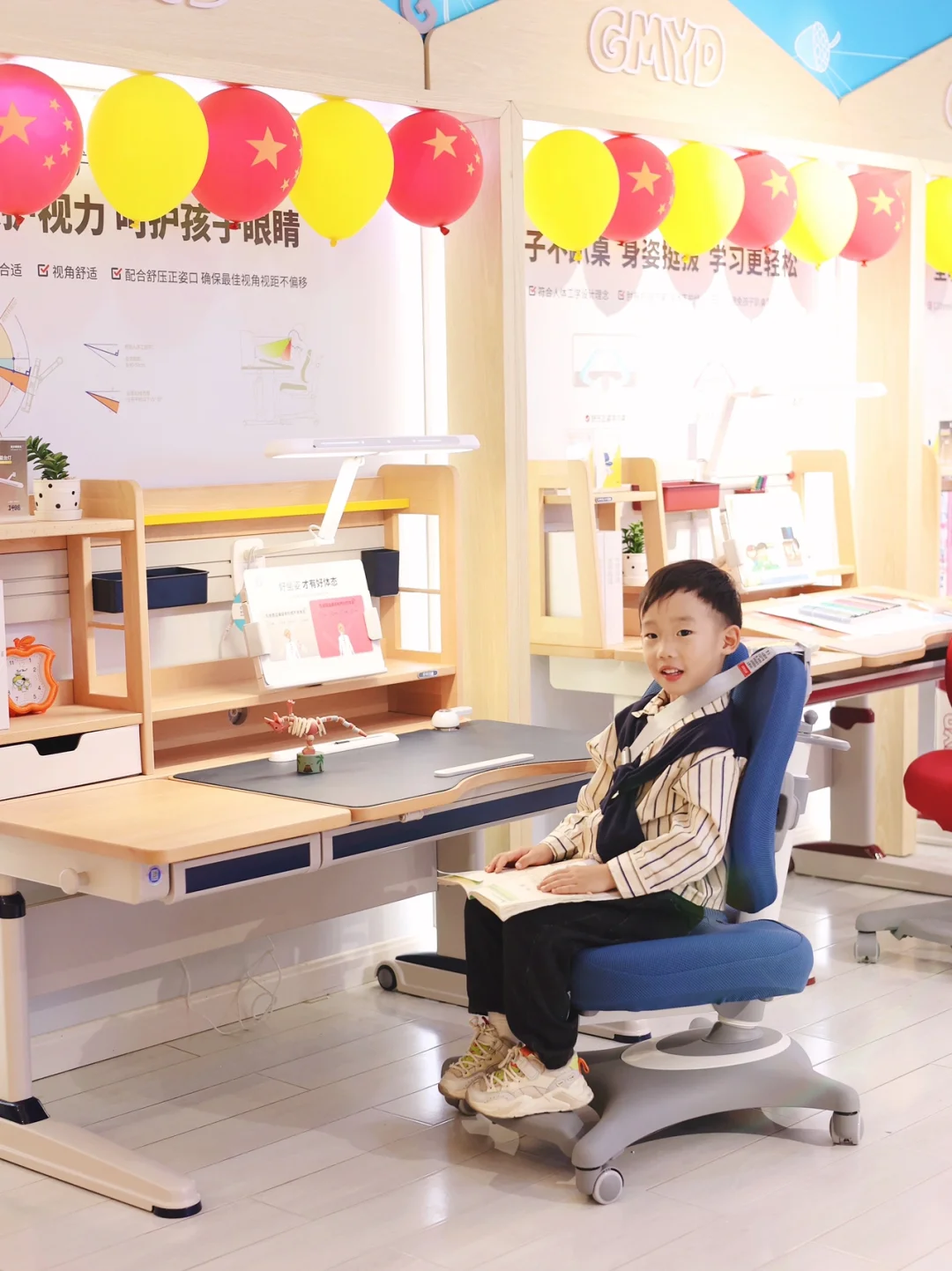 幼升小学习好物，带着儿子一起去挑学习桌啦！