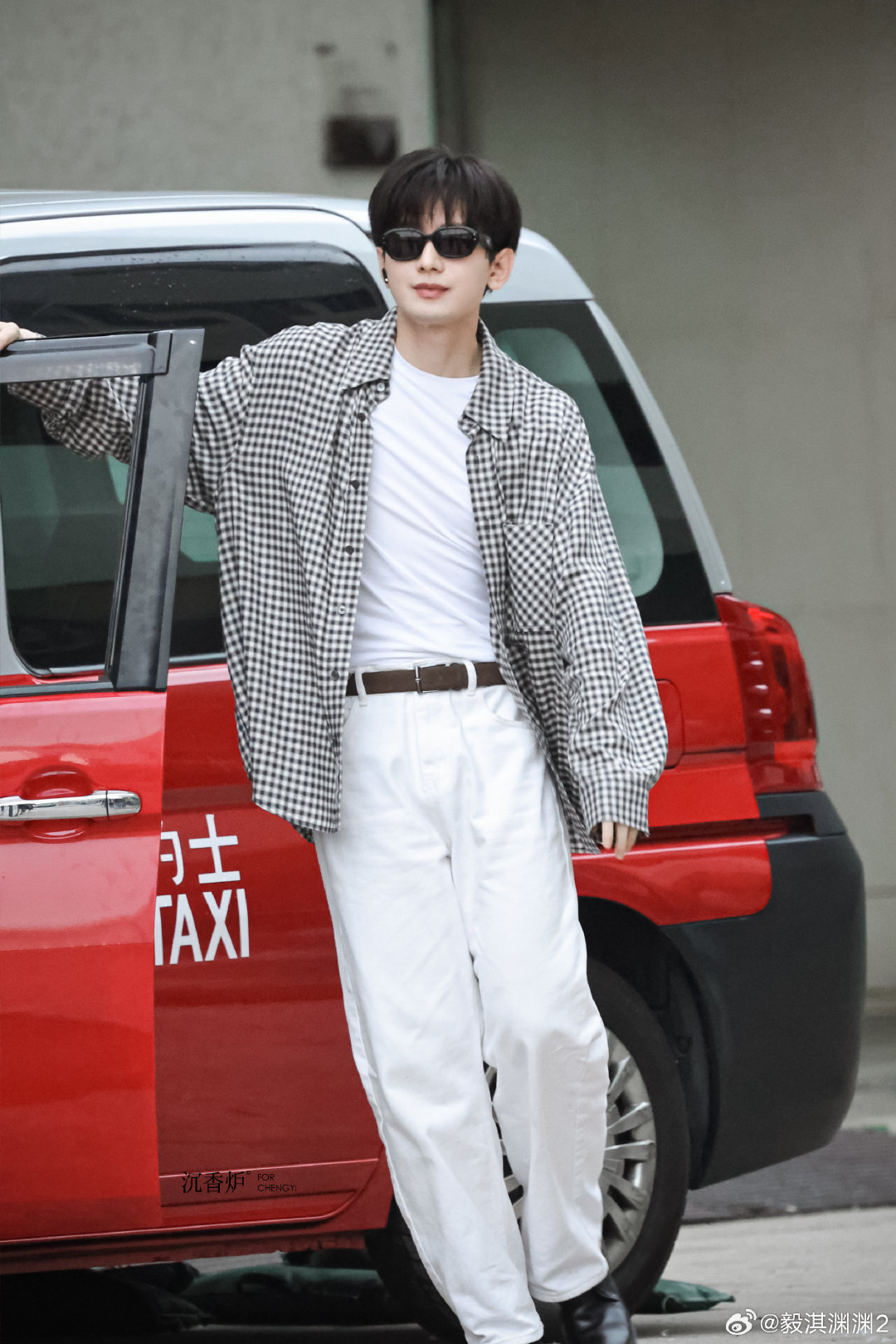 #曝私生闯入成毅更衣室#cy#成毅待播剧角色热度第一#

始于颜值，陷于人品，忠于才华。演员成毅，未来可期！
成毅｜卢云 | 两京十五日 | 朱瞻基 ｜狩谎｜林彦廷 ​