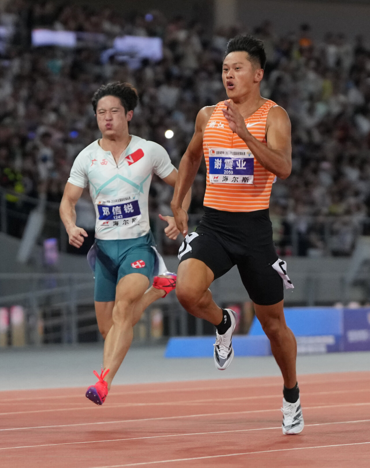 【 ，斩获本赛季个人最佳！ “这个成绩距离自己巅峰还有一定距离，还要继...