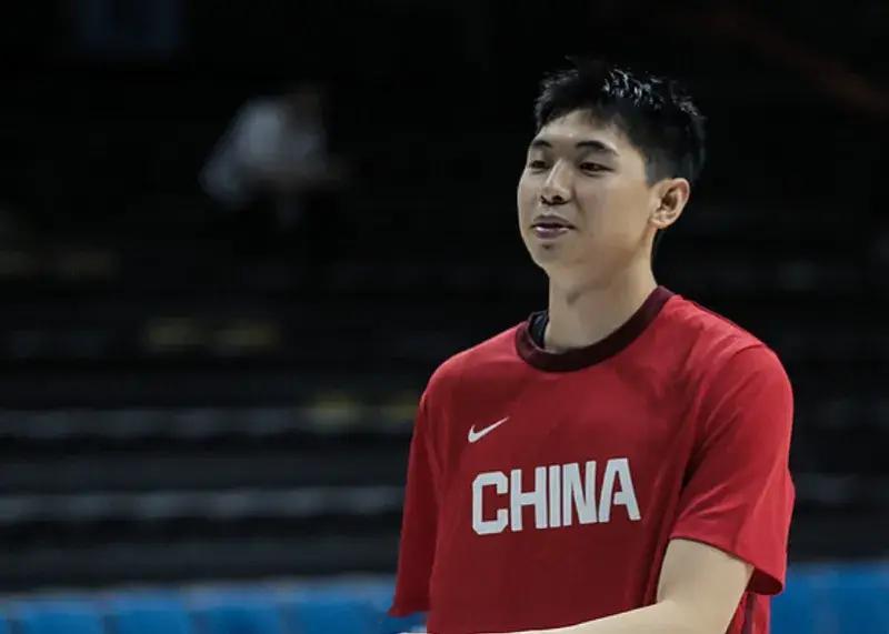 中国男篮即将启程前往多哈参加世预赛第四窗口期客场对阵卡塔尔的比赛。8月...
