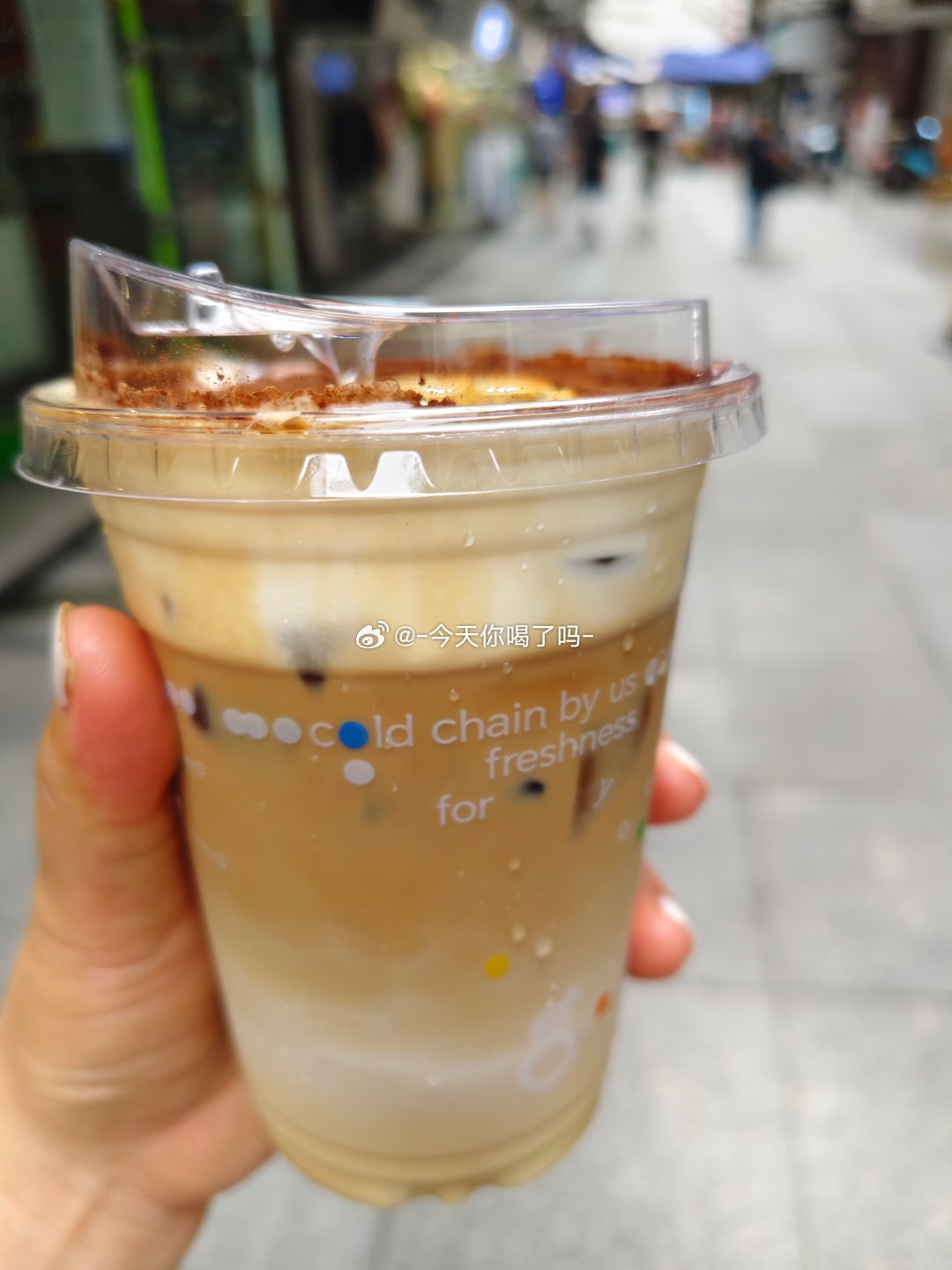 凌晨5点的咖啡店藏着早班人的心酸也能开启一天的美好[咖啡][咖啡][咖啡][咖啡][可乐][可乐][可乐][可乐][可乐][可乐][可乐] ​​​