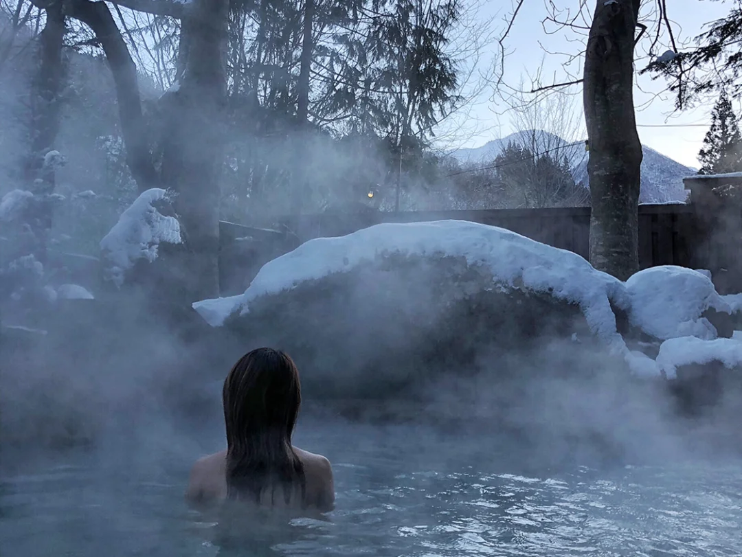 冬季看雪|日式温泉酒店推荐—有什么比泡汤看雪更享受的呢？