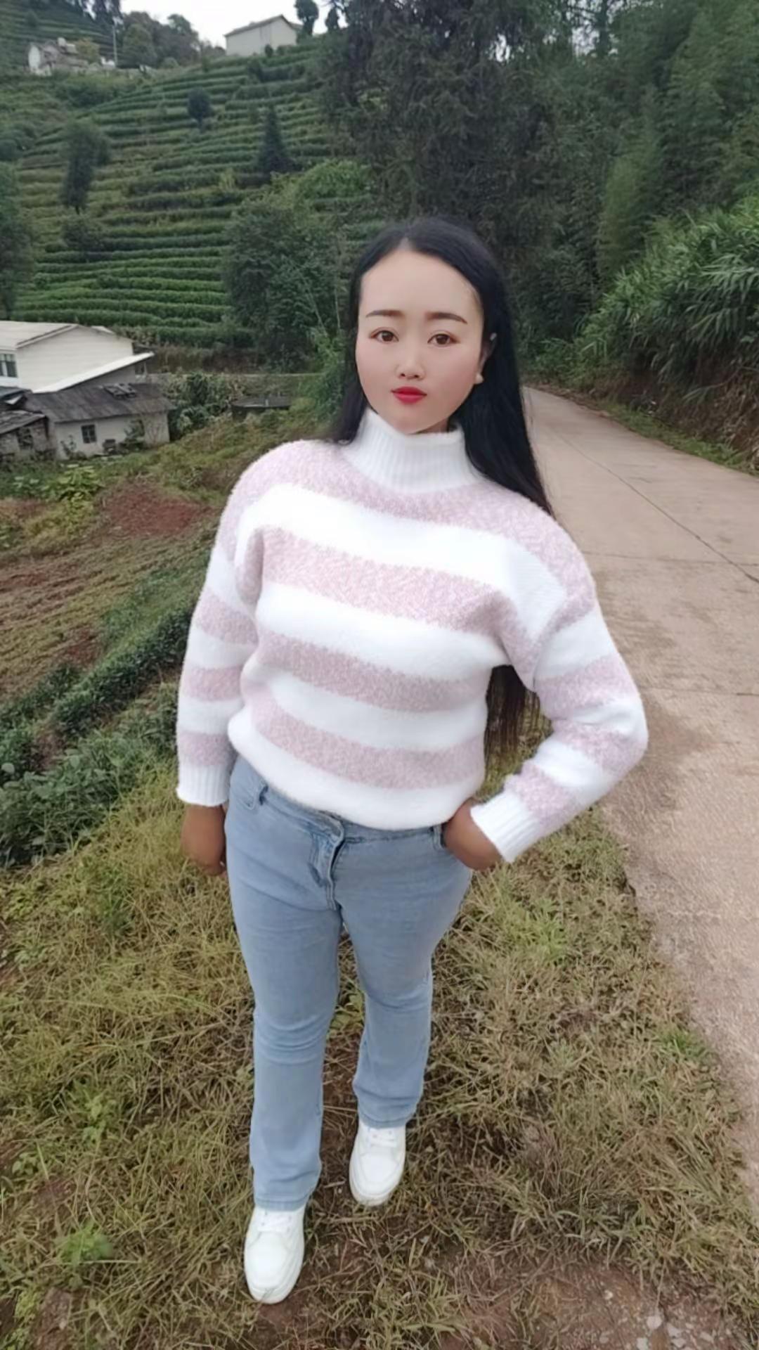 <p>紧身牛仔裤 微胖女生 单身小姐姐 <!--{img:0}--><...