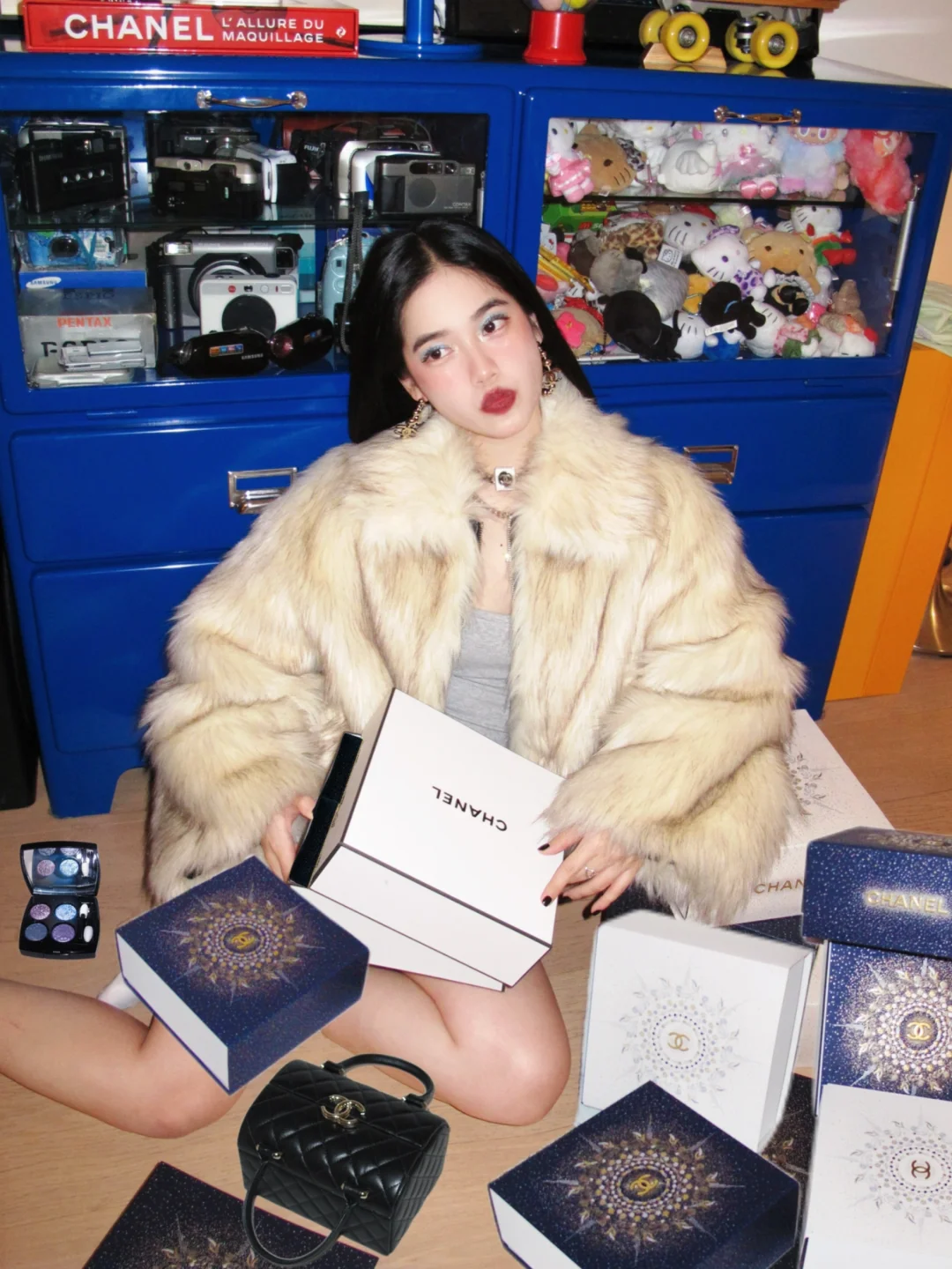all i want for xmas is…chanel!!💫💙