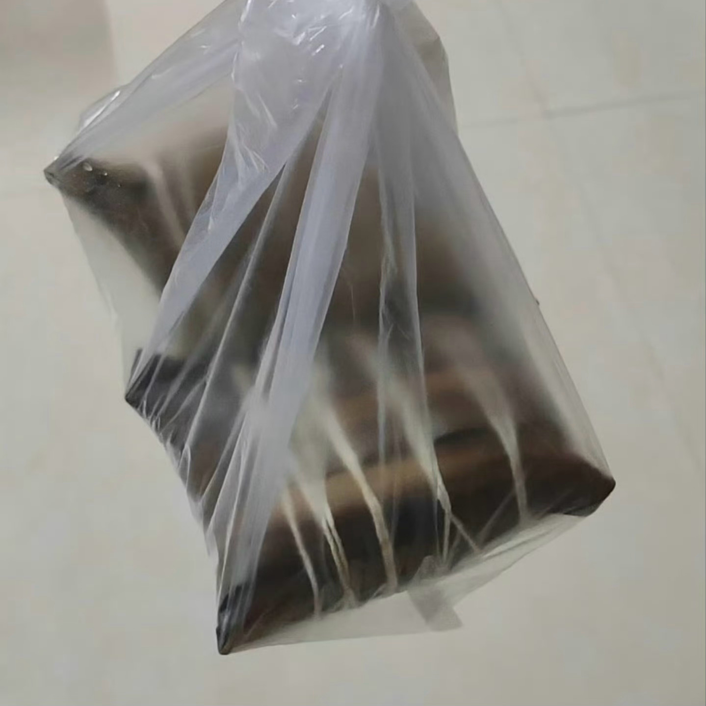 好歹把包装弄好看点吧……乍一看还以为是吃剩的早餐呢……[喵喵] ​​​