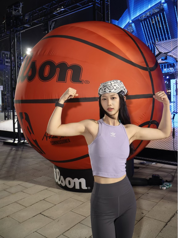 🏀上海的篮球这么大了吗