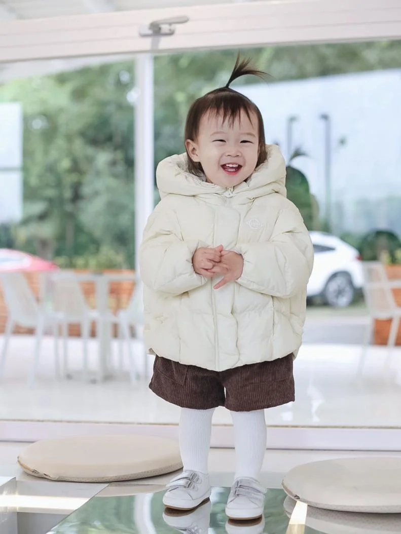 好想跟她穿同款羽绒服🥰我也需要一款恒温的