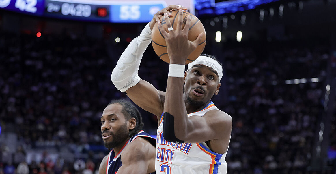 伦纳德：雷霆能成为冠军是有原因的 他们一整个赛季都高度专注 北京时间4...