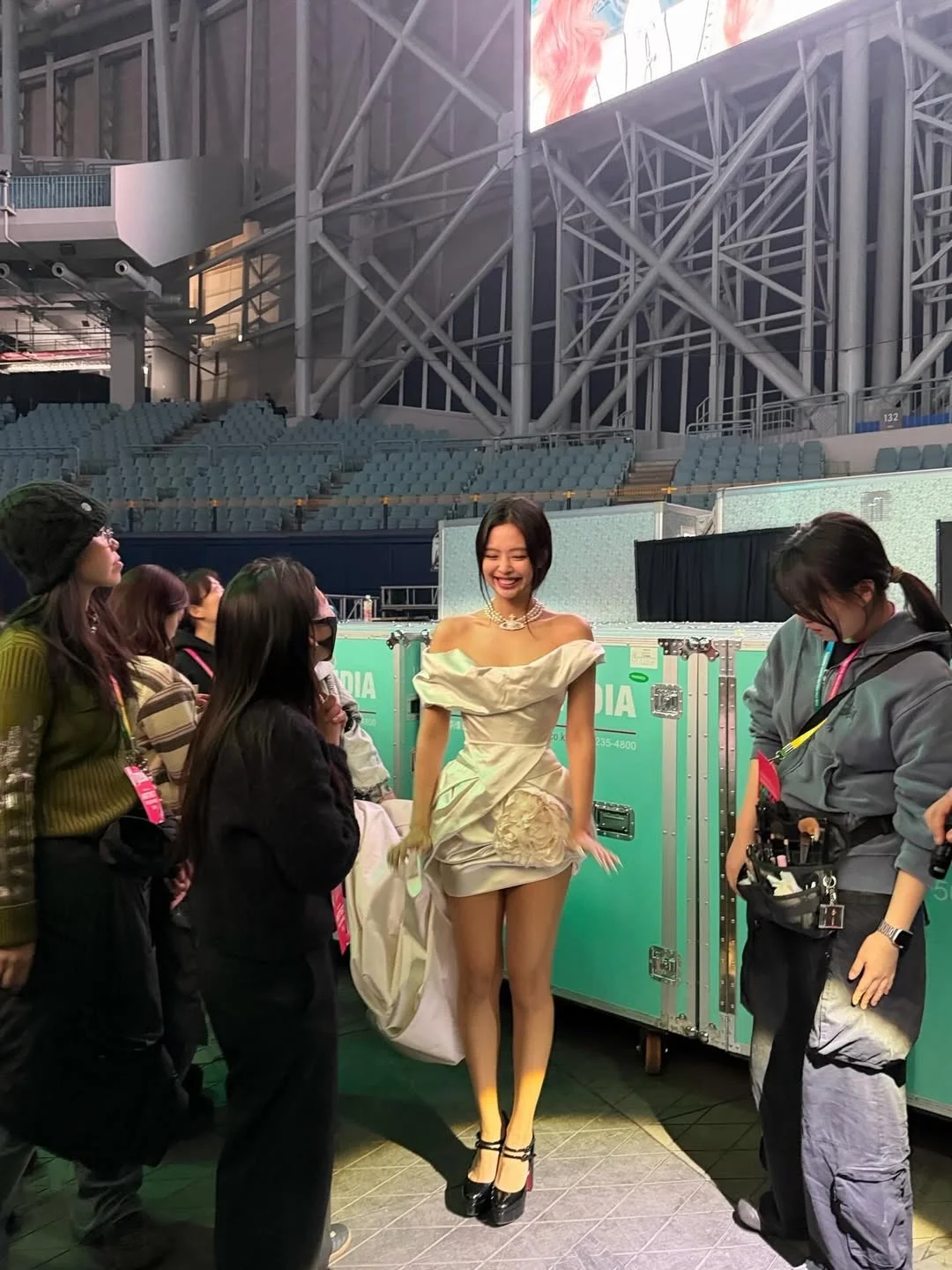 Jennie又库库更新，这套西太后看到高清图了