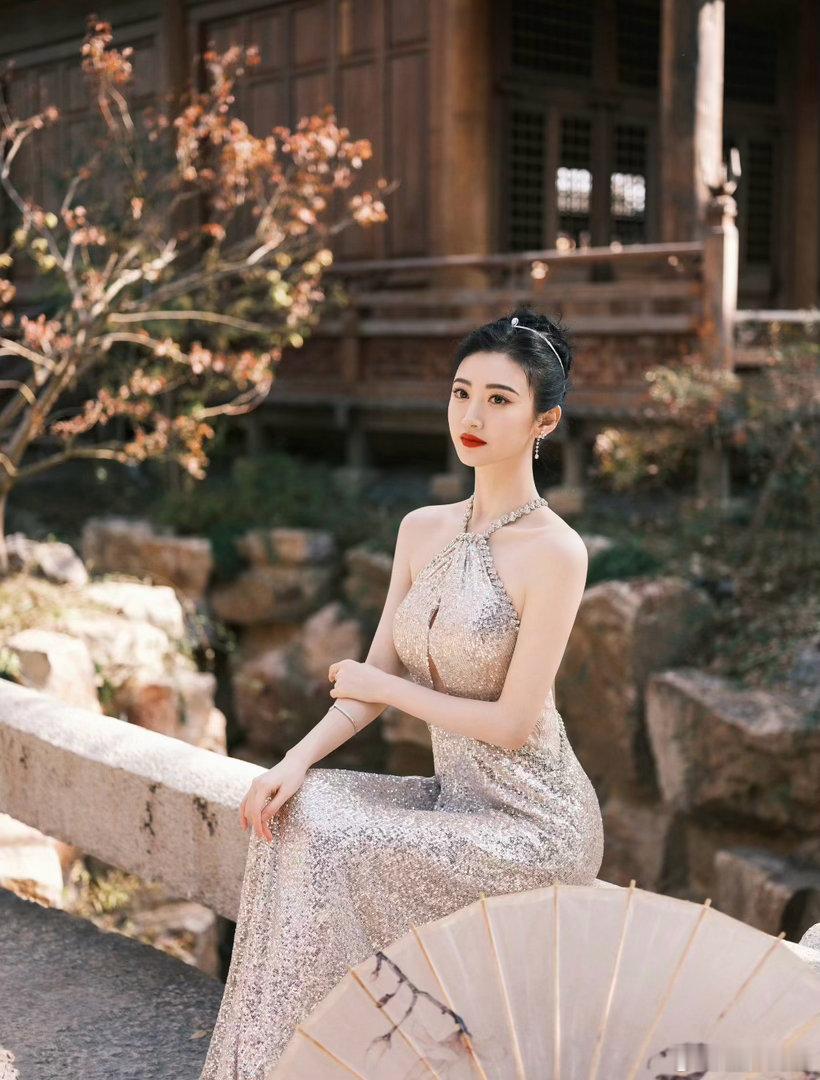 #景甜[超话]#jt#景甜你是真的很不错#jt#景甜待我醒来时# 

“营造 远距离的拥抱 不舍 有你的每一秒” ​