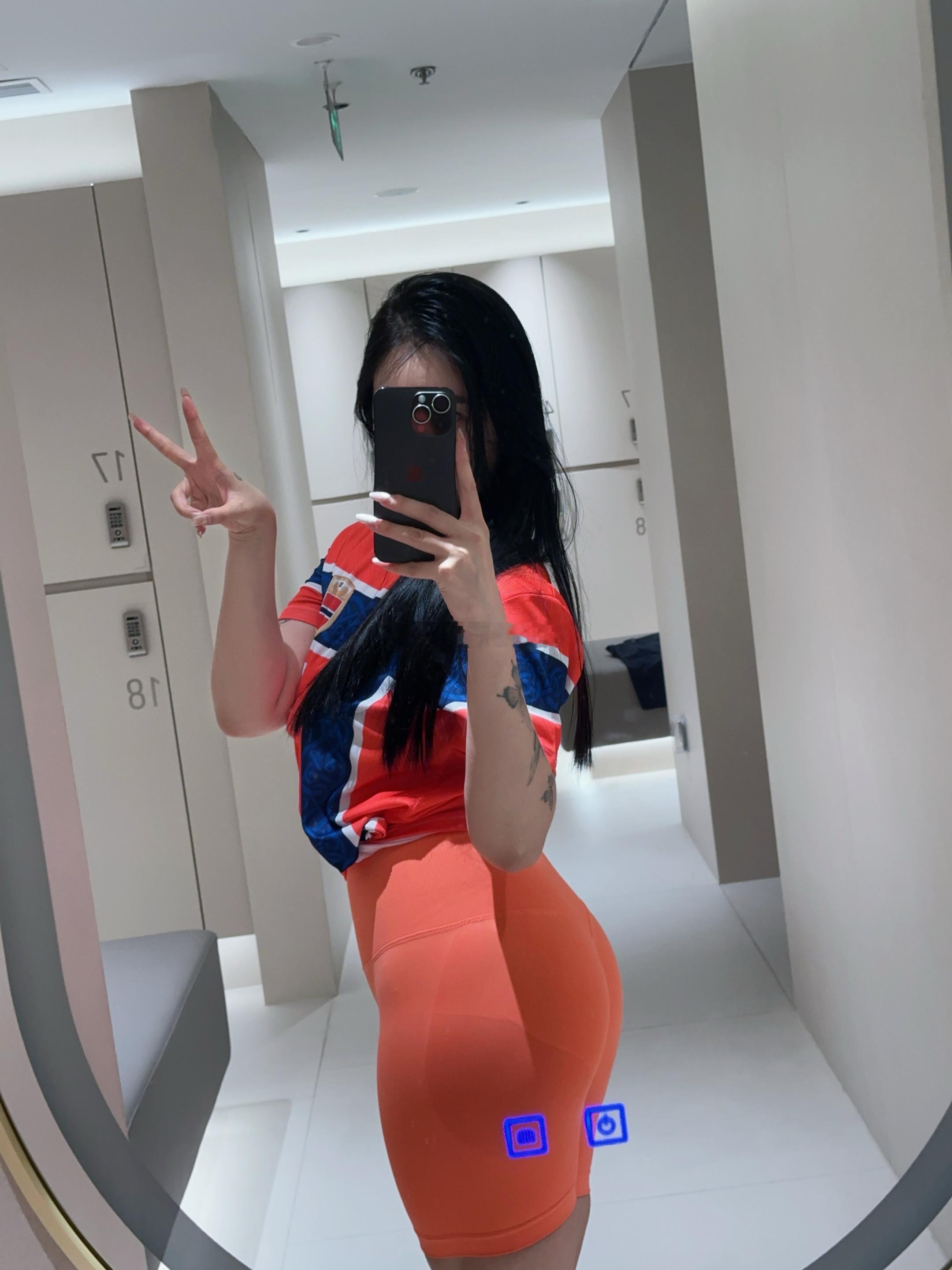 17065kg世界杯健身穿搭 哈兰德的兵来了 哈兰德今天能不能进球？ ...