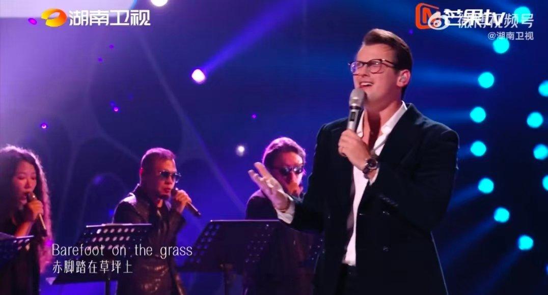 周兴哲把情歌氛围感拿捏，斯纳吉醇厚嗓音自带滤镜，刘惜君细腻婉转韵味十足...