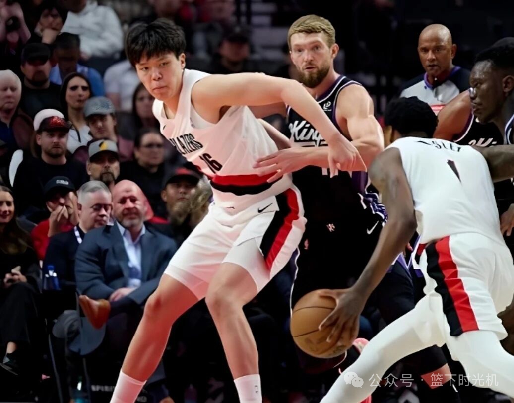 杨瀚森首秀NBA数据       4月13号，是米国NBA常规赛结束时...