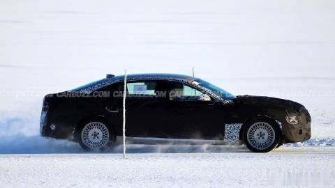 【捷尼赛思 G80 混动版原型车曝光：纵置 2.5T+ 双电机系统】汽...