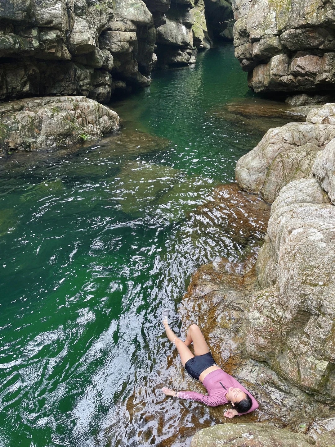 绝对小众，有点难找的仙境玻璃水溯溪玩水点