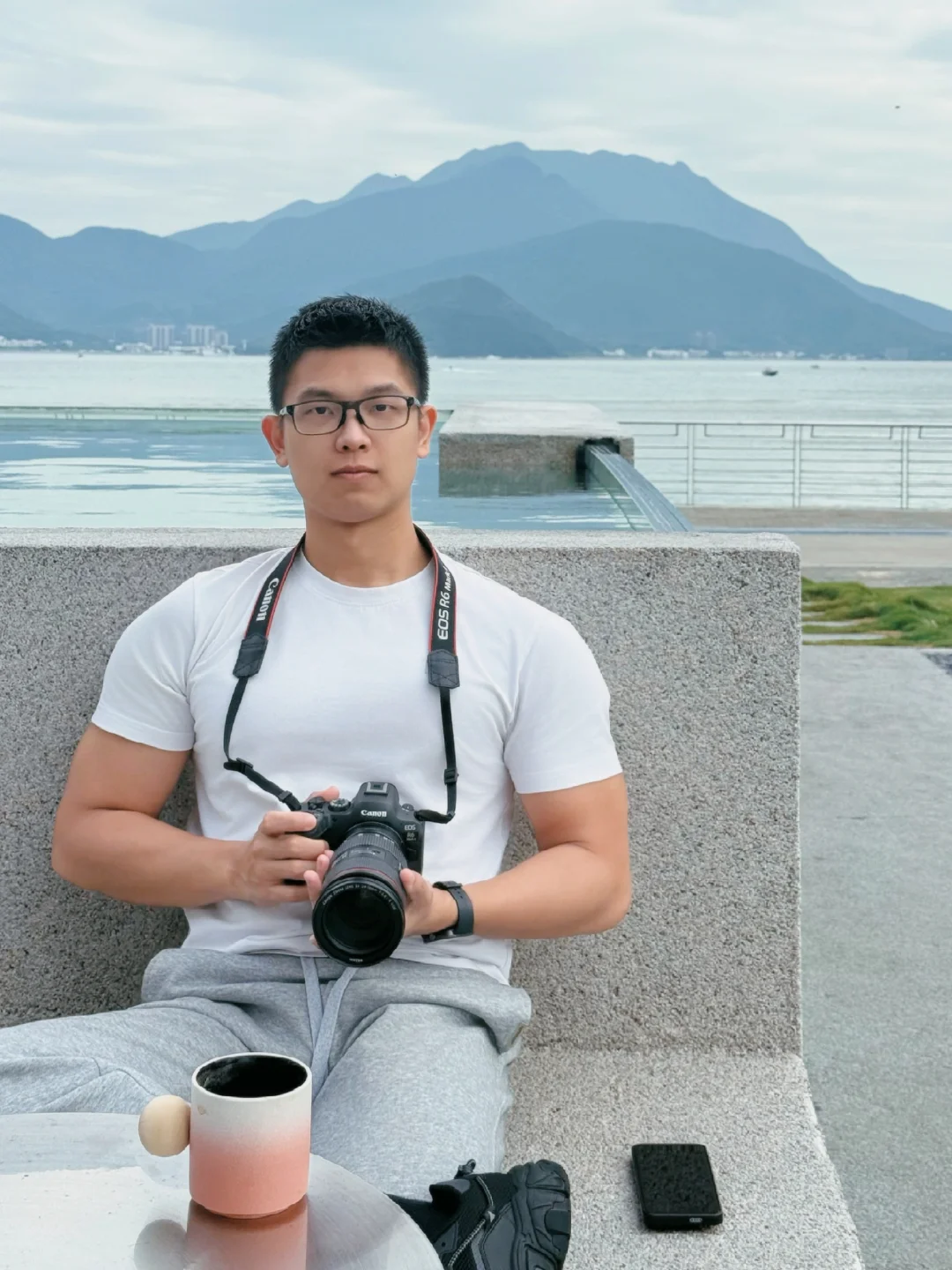 下班，海边咖啡走起😉