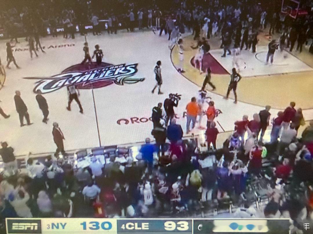 《NBA东西部决赛🏀精彩时刻⏰》（1）马拉松式的NBA赛事很难连续看...
