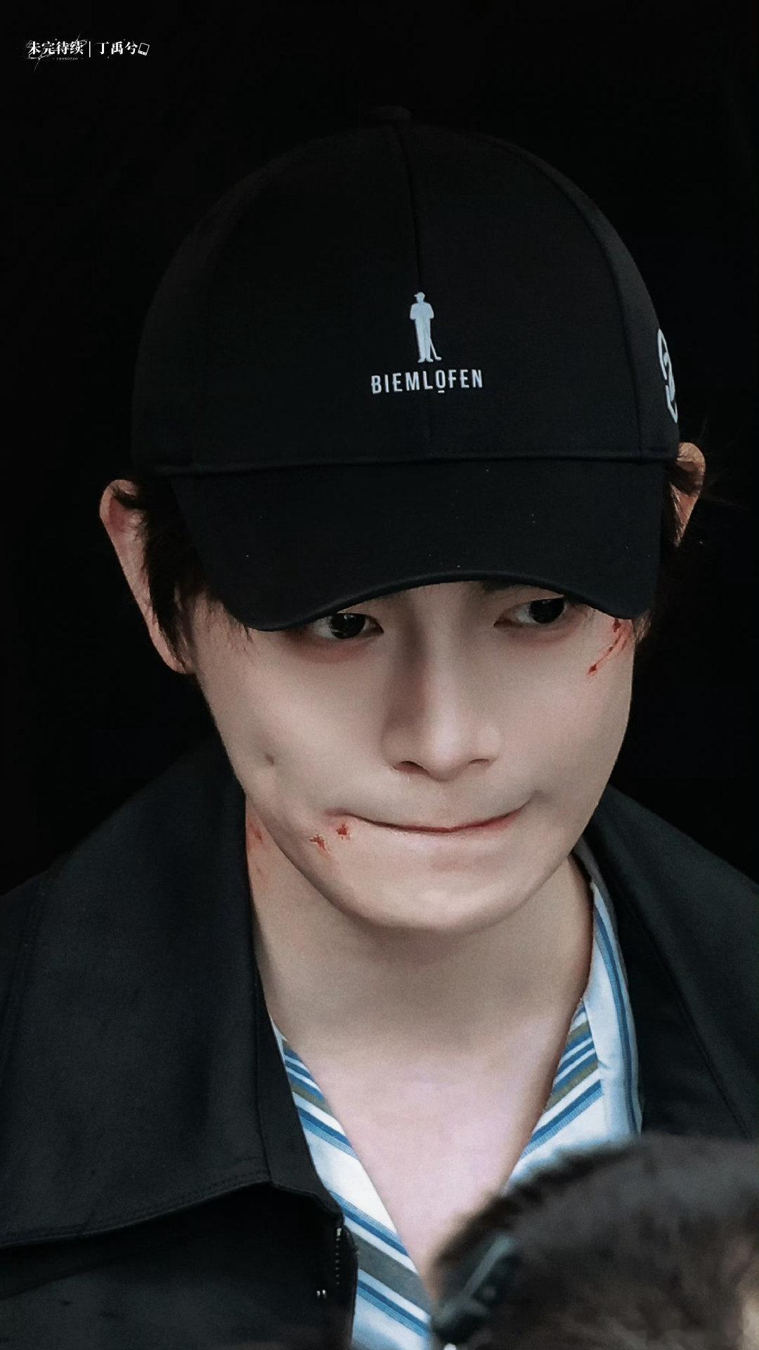 #丁禹兮赵凌# dyx #丁禹兮赵皑#
 
光影落于眉眼，温柔藏于骨血，他本身就是行走的诗意与美学。
 
丁禹兮司宫令｜丁禹兮赵皑｜赵皑｜丁禹兮南部档案｜丁禹兮张海虾｜张海虾｜丁禹兮张海侠｜张海侠｜丁禹兮花开锦绣｜丁禹兮赵凌｜赵凌 ｜ 丁禹兮爱在无尽夏 ｜丁禹兮沈言 ｜沈言
 
​