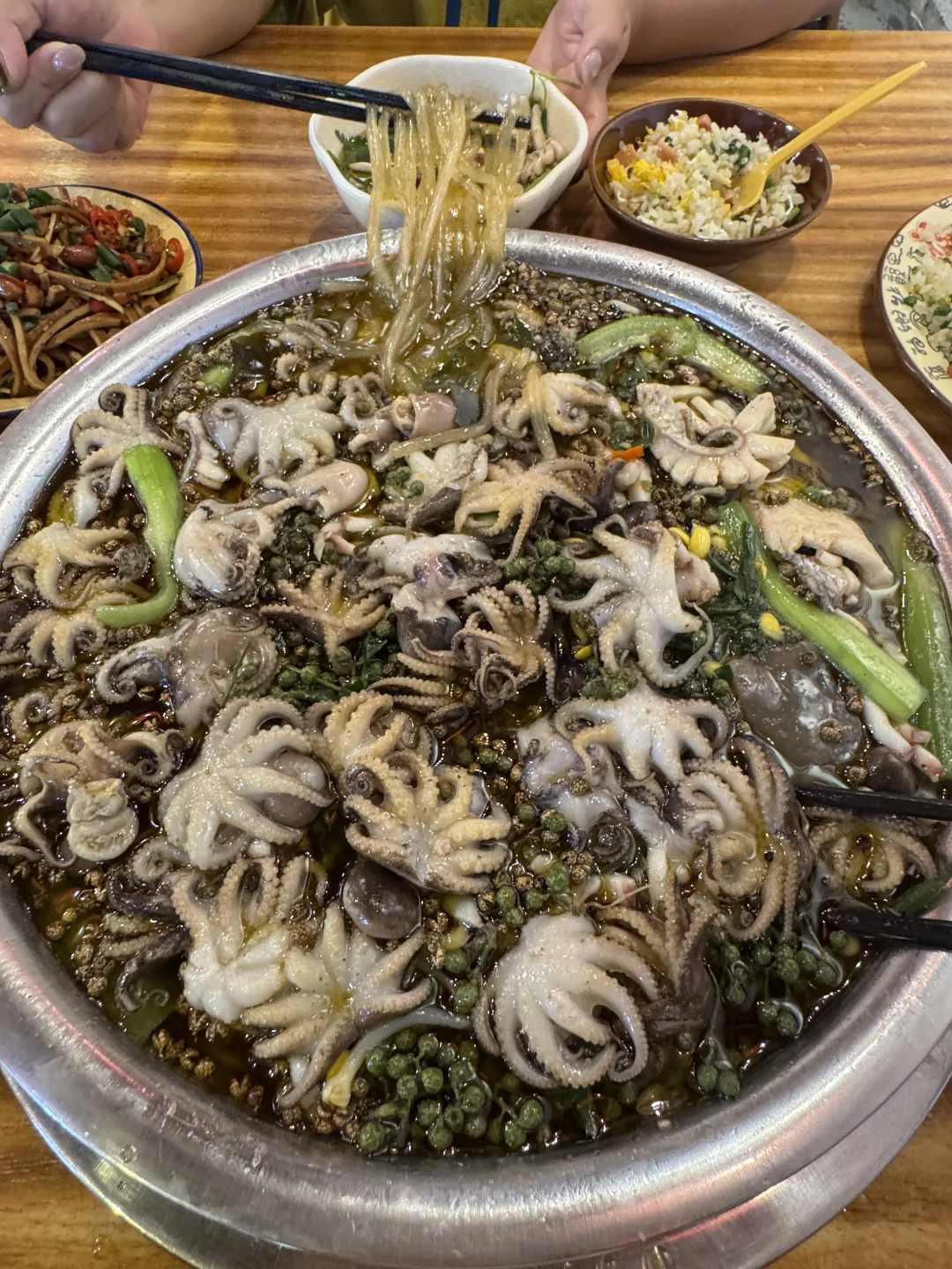 重庆鲤鱼池。。。六刷了！！真的好好吃啊