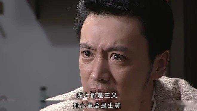 #人民日报评王皓被围堵辱骂事件#   只有严打饭圈组织者、粉头和相关营销号，斩断其黑色产业链，才能有效遏制体育饭圈化。 ​