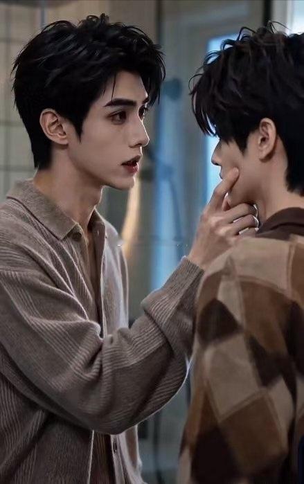 双男主 ​🌸ai漫剧 《光与年》完结[爱慕][期待][舔屏]情敌+室友 ​​​