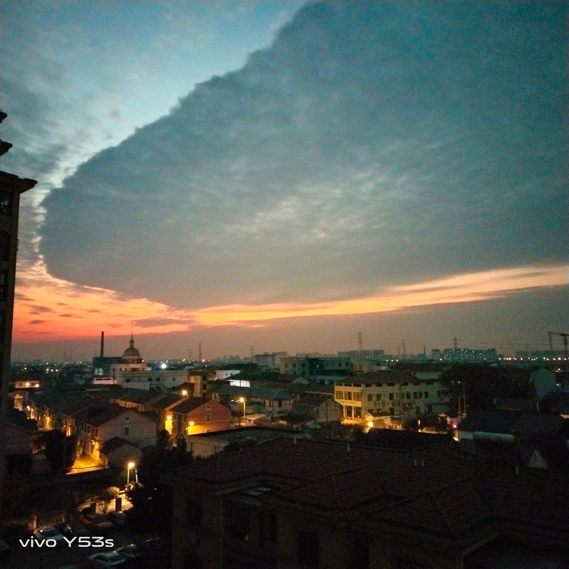 <p>人生感悟 <!--{img:0}--><!--{img:1}--...