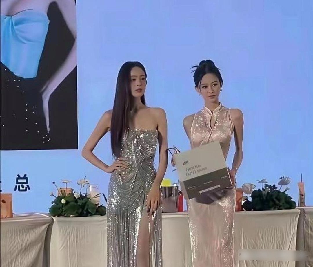 头一次见素人身材可以和古力娜扎不相上下的，腰臀比和曲线真的太重要了…… ​