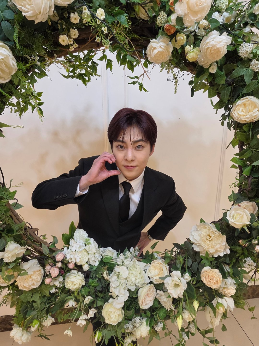 261010 泡泡更新

金珉锡 XIUMIN ​