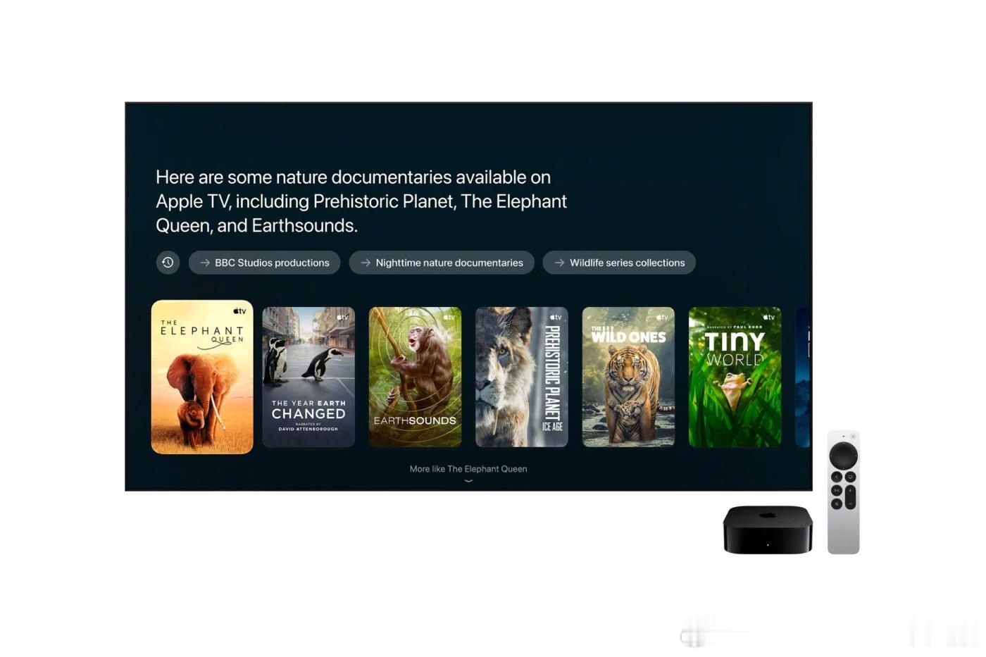 【Apple 全新 Apple TV 4K 将客厅化作 Siri AI 的专属大本营】

Apple 正式推出第四代 Apple TV 4K。这款经过重新设计的流媒体电视盒以 Siri AI 为核心——在下一代 Apple Intelligence 的赋能下，这款语音助手迎来了全面升级。除了软件层面的飞跃，新设备还增加了三个远场麦克风，无需遥控器即可实现 ​