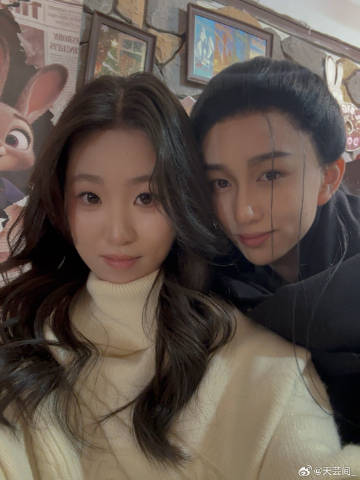 Merry Christmas🎄🎄<br />我朋友说我像包养他了...