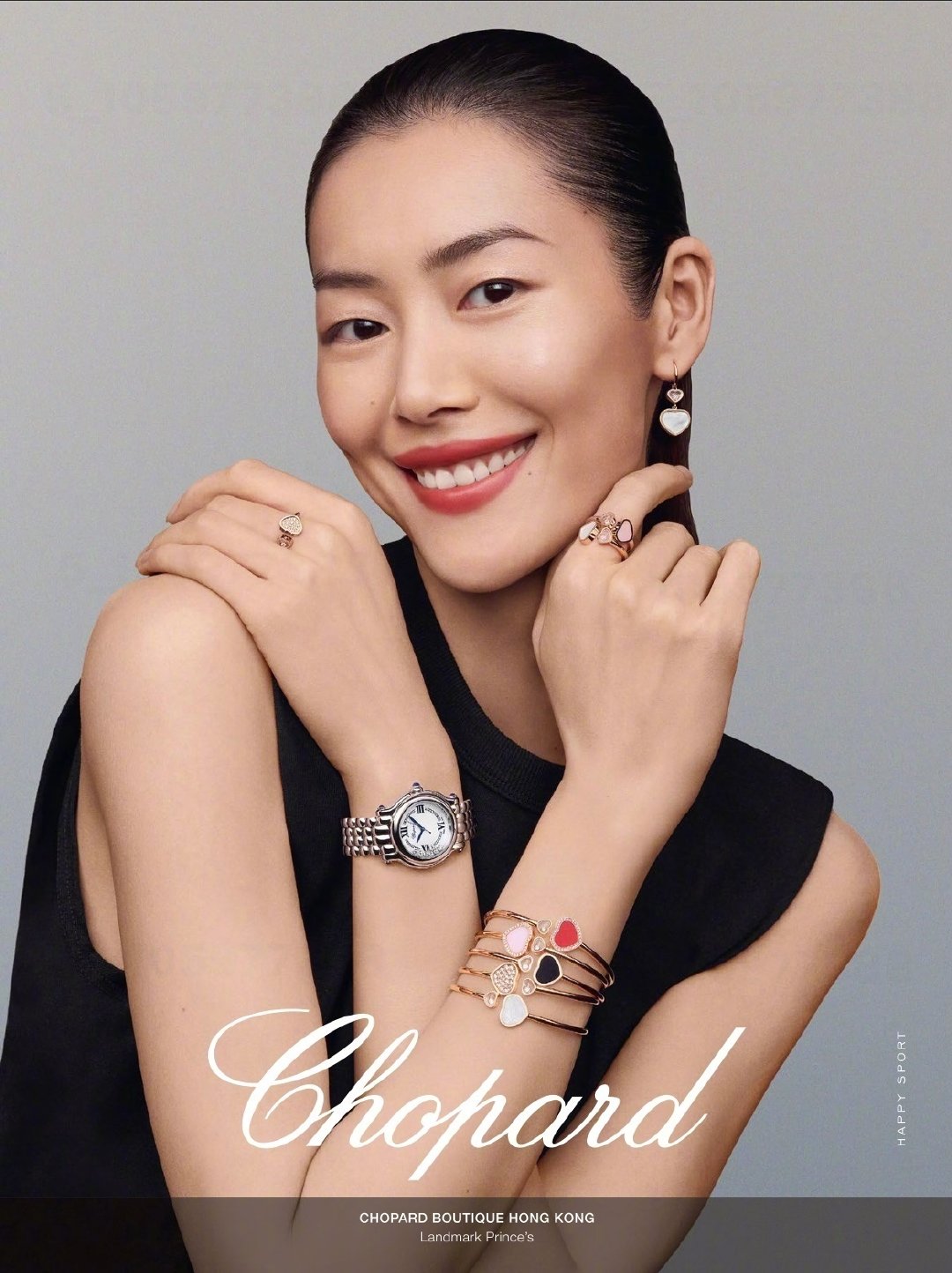 刘雯 in Chopard 💎  姐的全新珠宝广告来了！一个美美自信的笑容，又是丰收的一季。#时尚灵感解读# ​