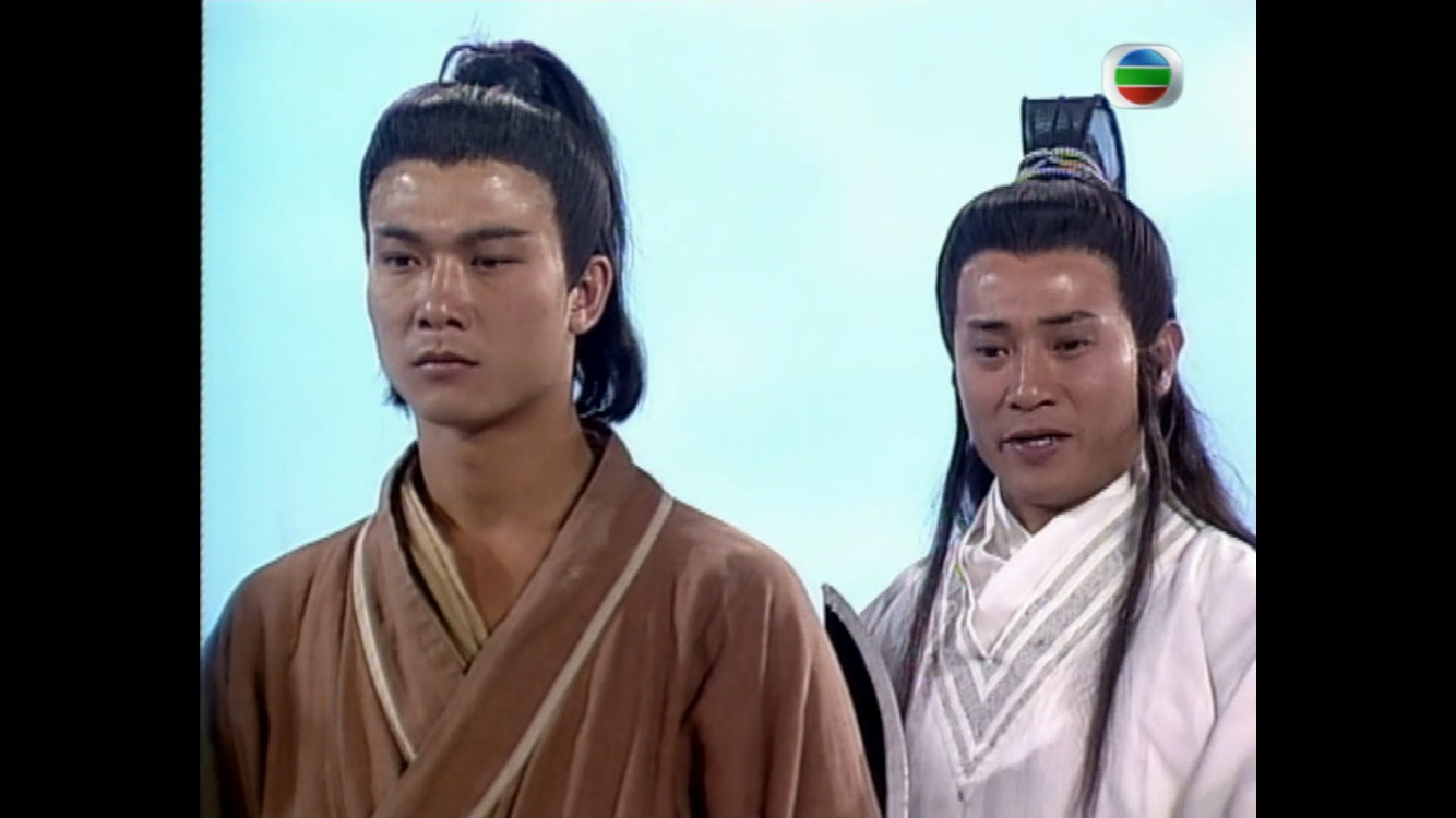 《独臂刀客》 1994 高清国粤双语

钱小豪、杨羚、欧瑞伟、关宝慧、何婉盈主演。以一把藏有魔教秘密的破刀为线索，讲述快刀门弟子齐羽（钱小豪饰）卷入武林阴谋，最终发现挚爱风飞雪（关宝慧饰）竟是雌雄莫辨的大魔头公子丹。全剧通过连环江湖恶斗与身份反转，揭示正邪善恶仅在一线之隔的主题，着重刻画 ​