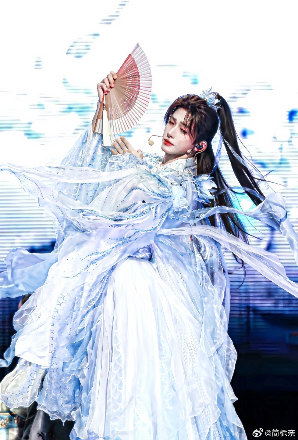 #刘宇[超话]##刘宇# ly#刘宇# ly
喜欢你是一瞬间 爱上你是余生执念
​