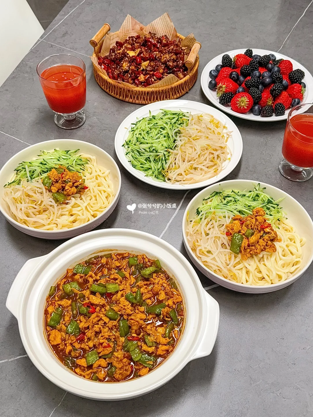 宅家自制鸡蛋炸酱面，比肉还好吃