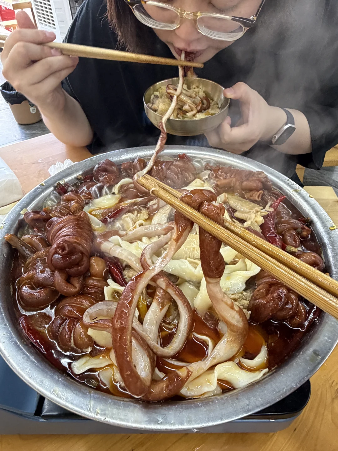 参见绵阳羊捆肠皮带面女王！！！！