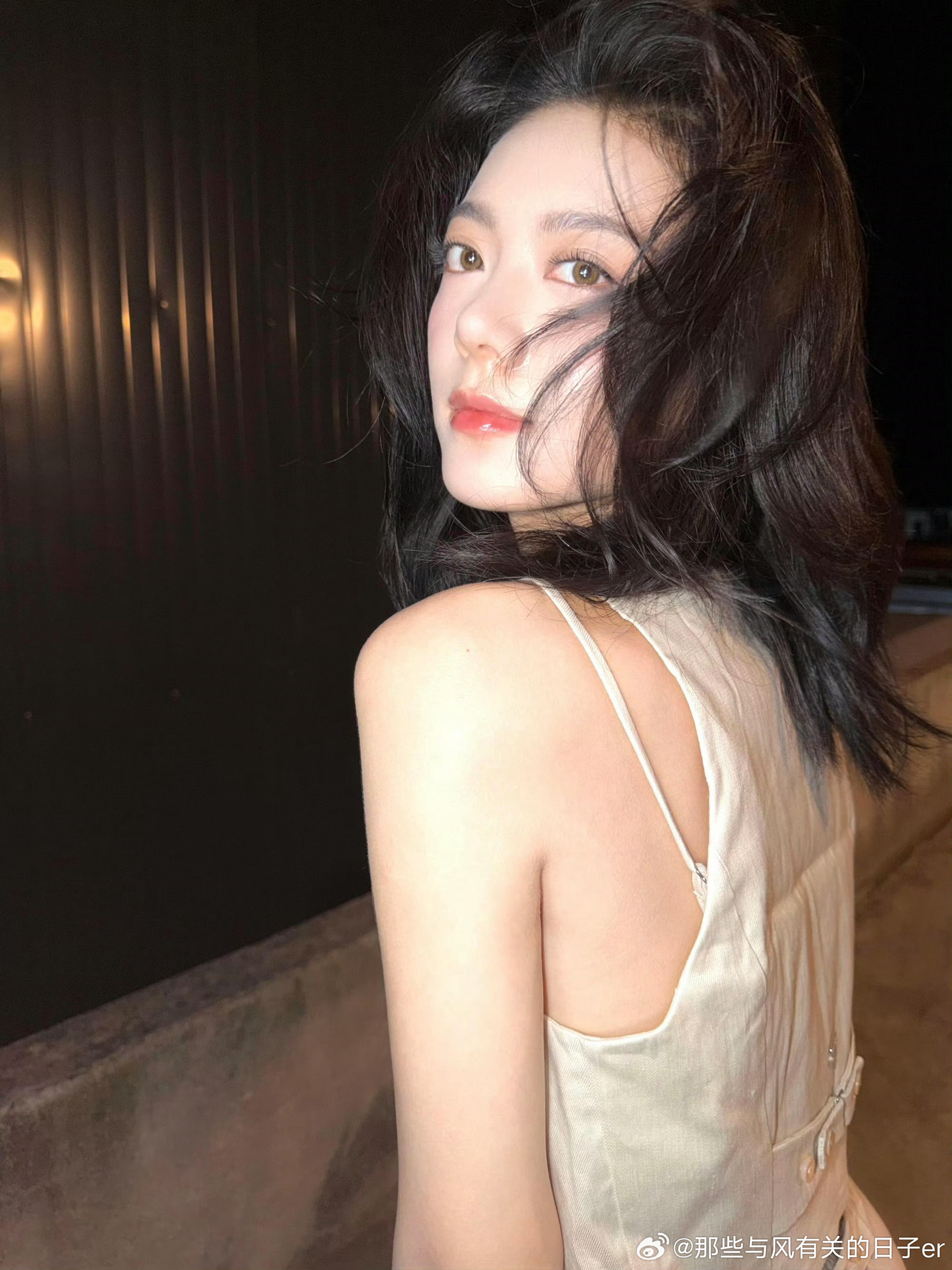 嘛耶！赵今麦帅麻了！又美又帅，真.AK拽姐[哇][哇][心]

#赵今麦强者出片从不抱怨环境# ​