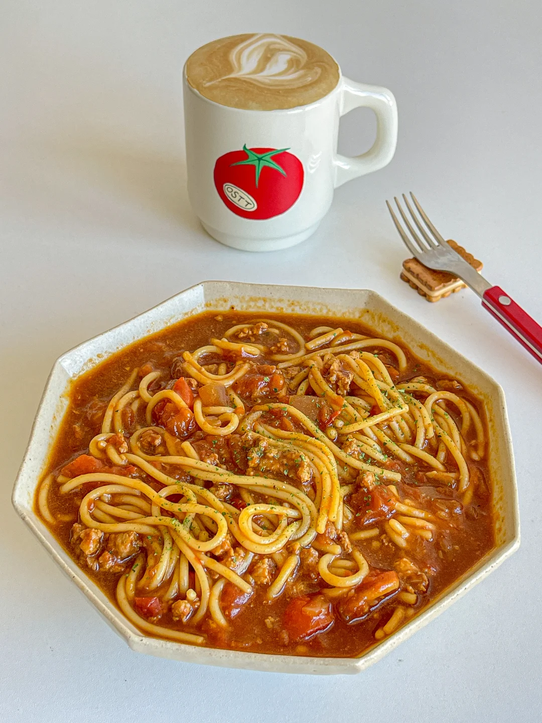 懒人一人食🍽️番茄牛肉酱意面🍝浓郁可口🥂