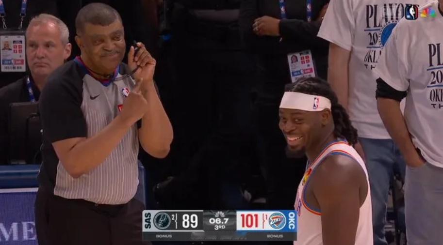 哈滕：我们对吹罚没有意见，完美的吹罚不存在，除非AI裁判  NBA西部...